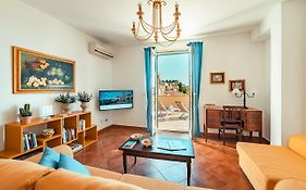 Taoapartments - Casa Vittoria